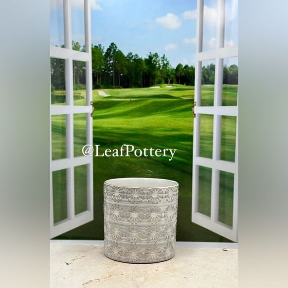 Village Flower (SM) Gray/ Tan Ceramic Planter Pot without drainage hole - Picture 6 of 9